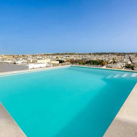 Annitchka Mansions - Penthouse In Central Malta ビルキルカラ エクステリア 写真