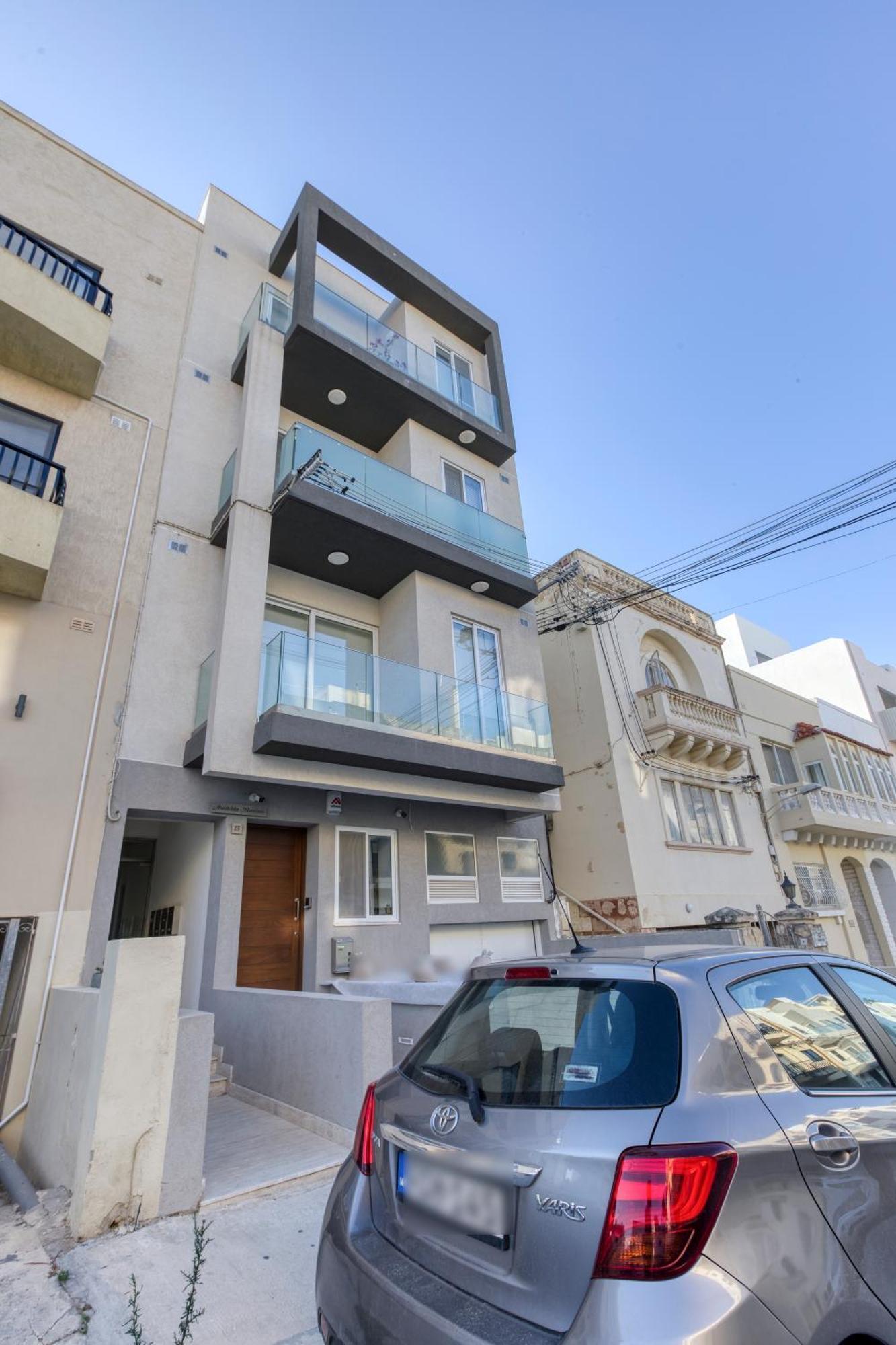 Annitchka Mansions - Penthouse In Central Malta ビルキルカラ エクステリア 写真