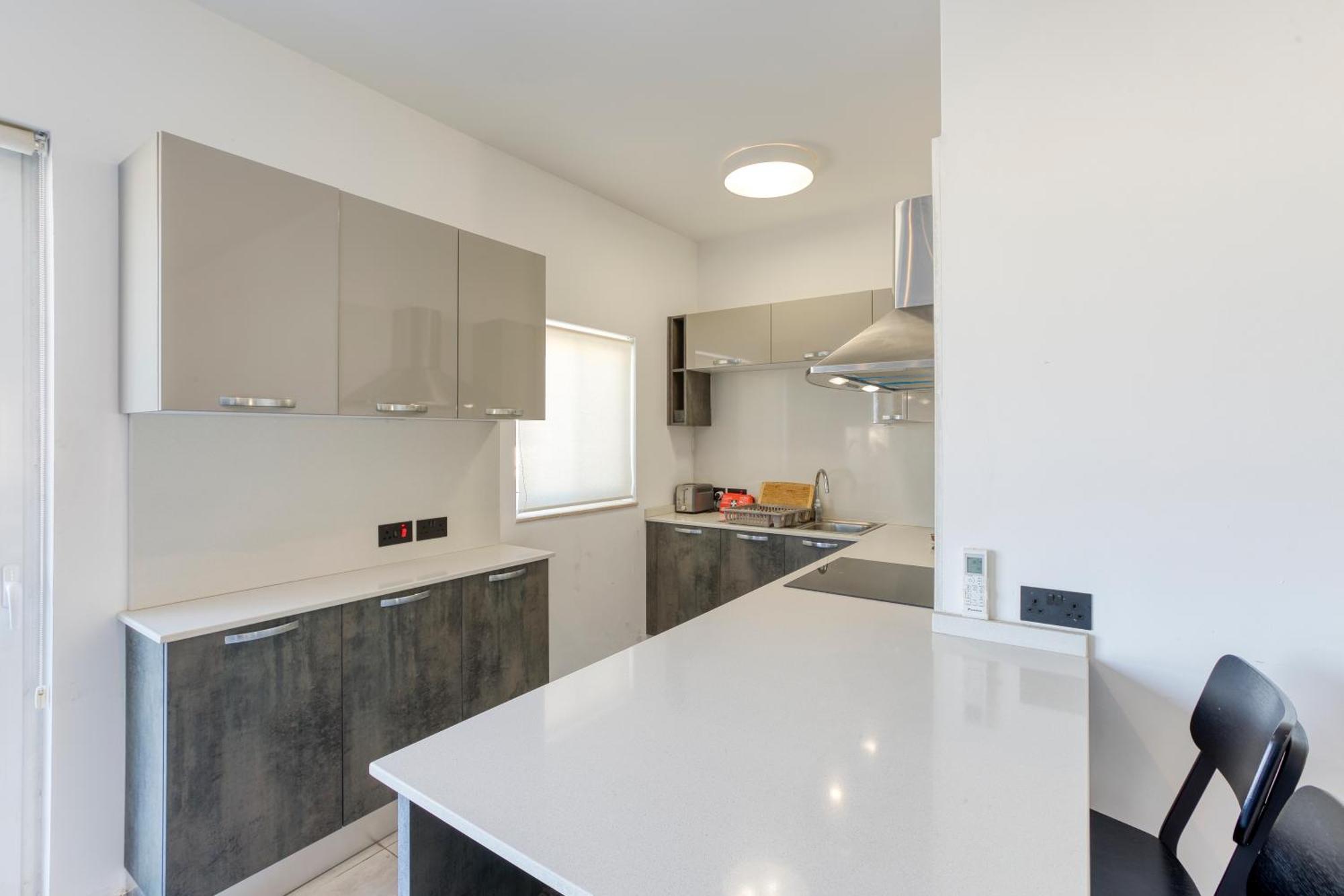 Annitchka Mansions - Penthouse In Central Malta ビルキルカラ エクステリア 写真